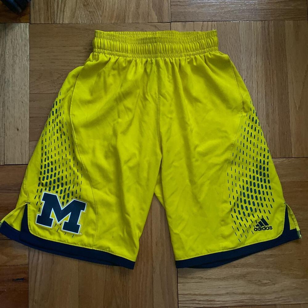 Vintage adidas michigan basketball shorts